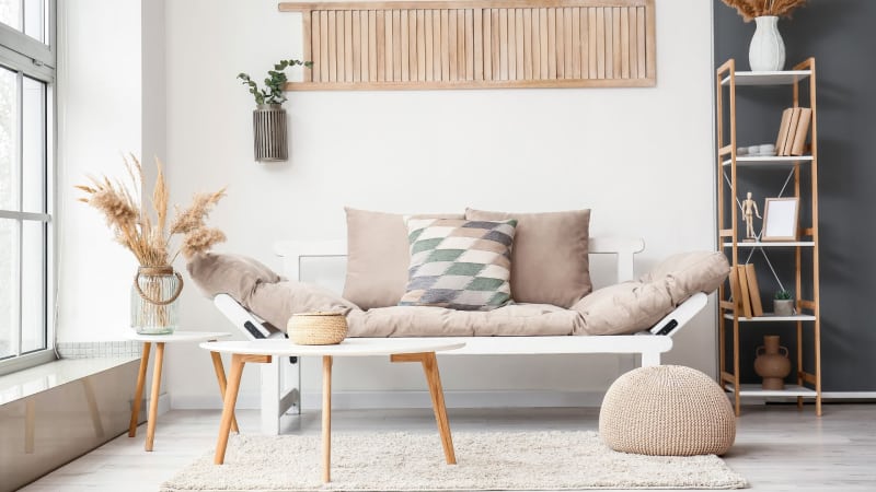 Aranżacja małego salonu w bloku