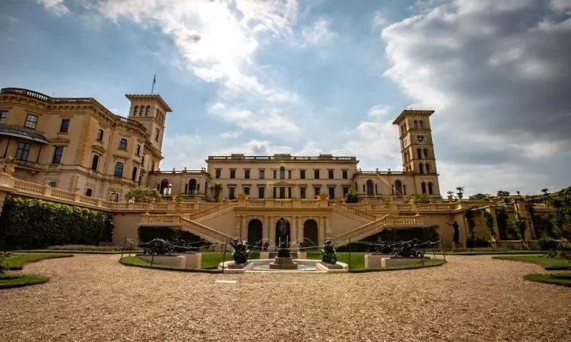 Osborne House w Wielkiej Brytanii, na wyspie Wight, z epoki wiktoriańskiej / fot. wirestock freepik.com