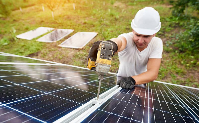 Ile trwa przyłączenie do sieci - i dlaczego to ważne